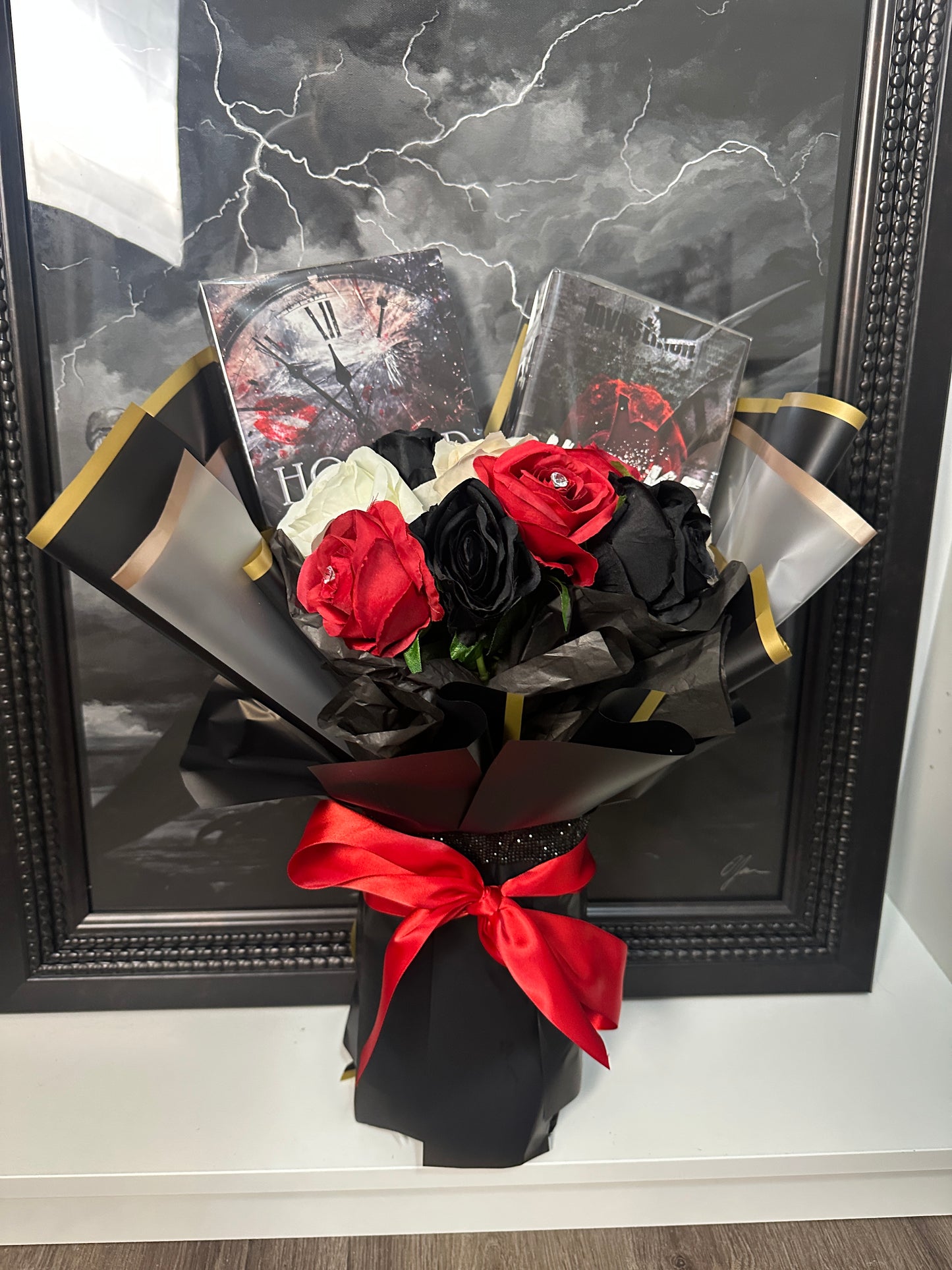 Dark Romance Medium Bouquet