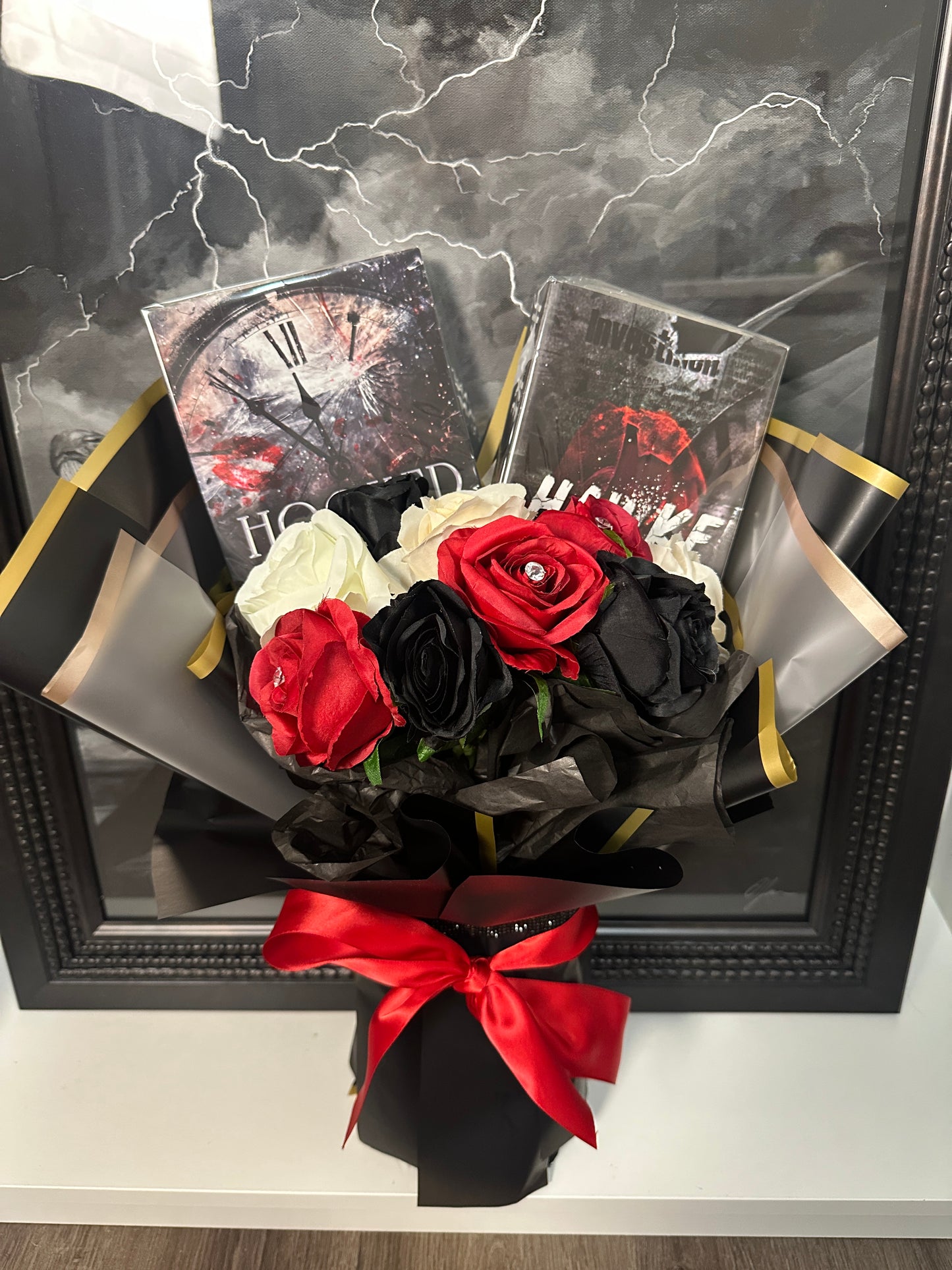 Dark Romance Medium Bouquet
